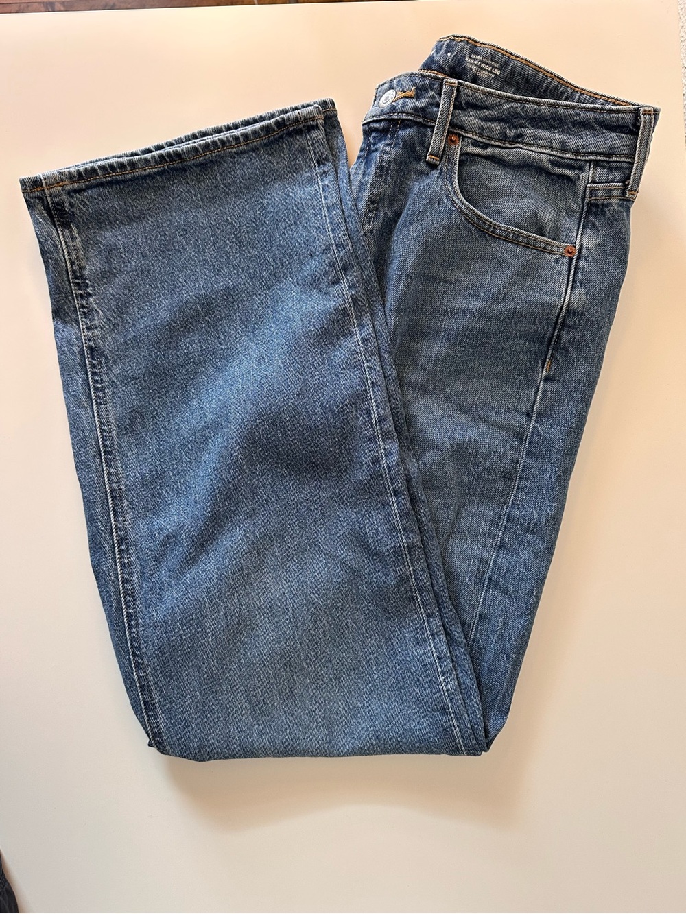 Old Navy Extra High Rise Sky-Hi Wide Leg Jeans - Size 6R, Medium Wash